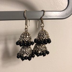 Chandelier earrings
